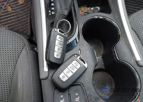 2013 Hyundai Sonata Se z USA, uszkodzony, nr VIN 5NPEC4AC7DH679092